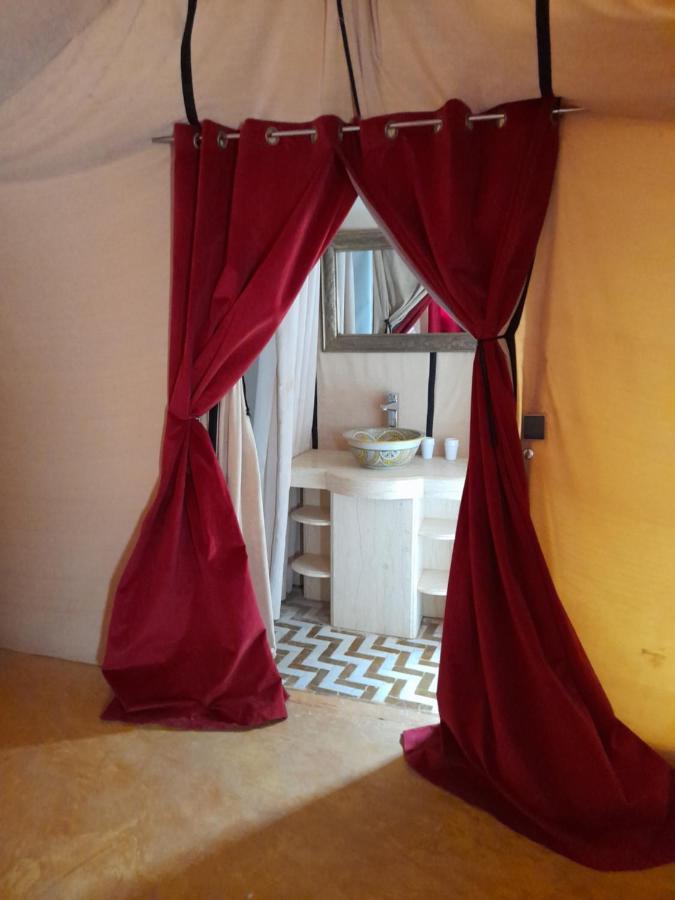 Sahara Stories Camp " Heated Tents" Мерзуга Экстерьер фото